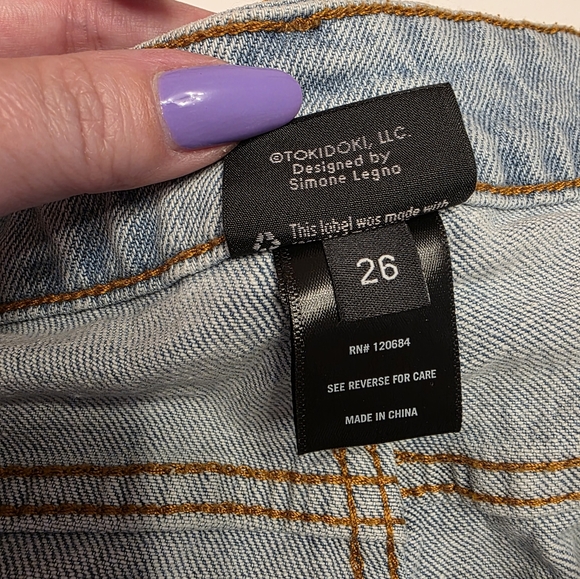 Hot Topic Tokidoki Plus Size Blue Jean Shorts Distressed Raw Hem New Custom Cut - Picture 10 of 15